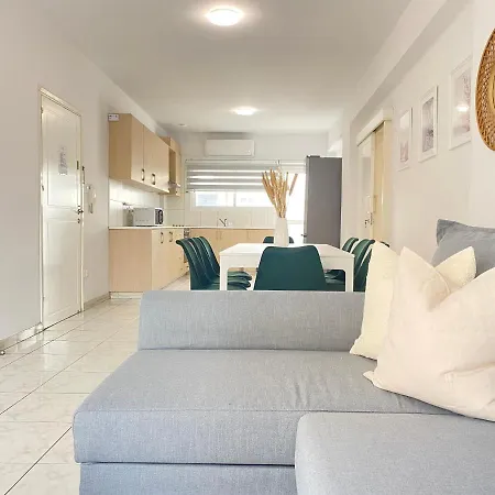 Appartement Phaedrus Living Down Town Flat Stephania 302