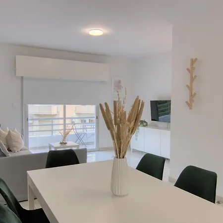 Apartamento Phaedrus Living Down Town Flat Stephania 302