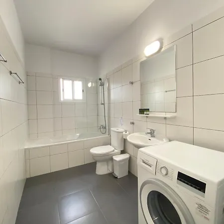 Apartamento Phaedrus Living Down Town Flat Stephania 302 *